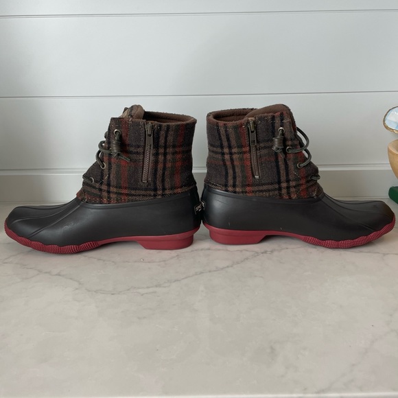Women’s Sperry Duck Boots 8.5 - Picture 3 of 6